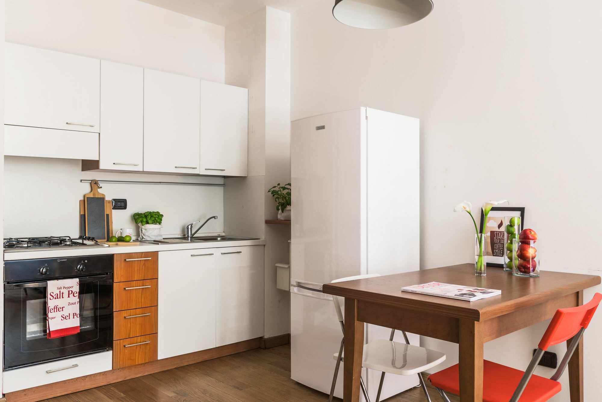 Homeathotel - Naviglio Pavese Милан Экстерьер фото